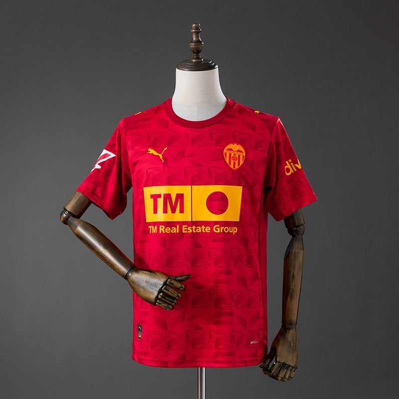Valencia 2025-2026 Away Fan
