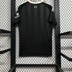 Liverpool 2025-2026 Goalkeeper Fan