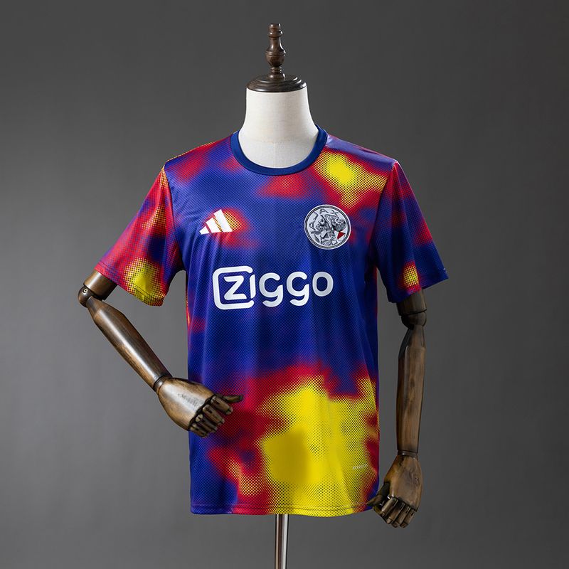 Ajax 2025-2026 Graffiti Fan