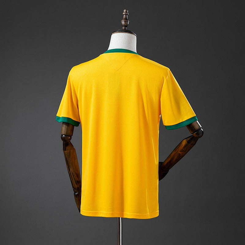 Retro Brazil 1971 Home