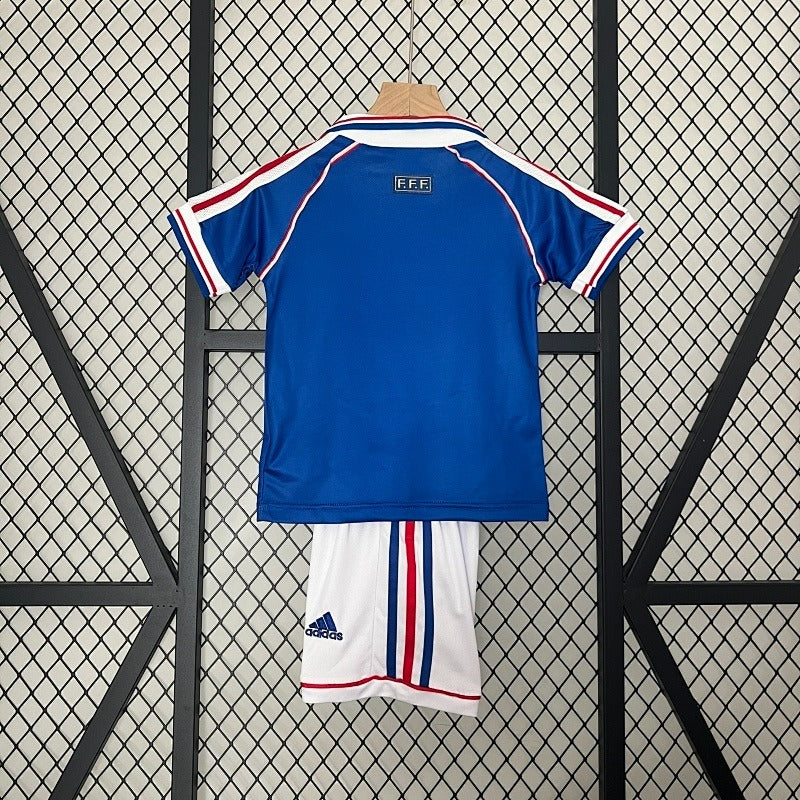 Retro Kids France 1998 Home