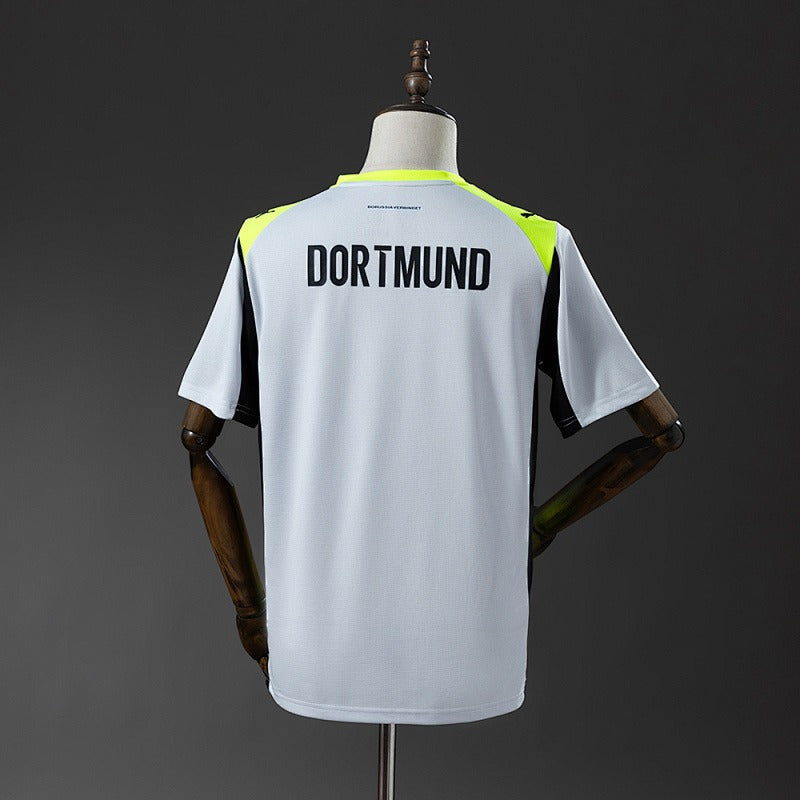 Dortmund 2025-2026 Away Fan