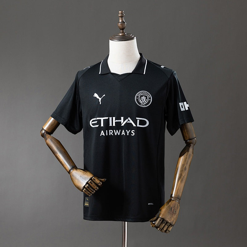 Manchester City 2025-2026 Away Fan